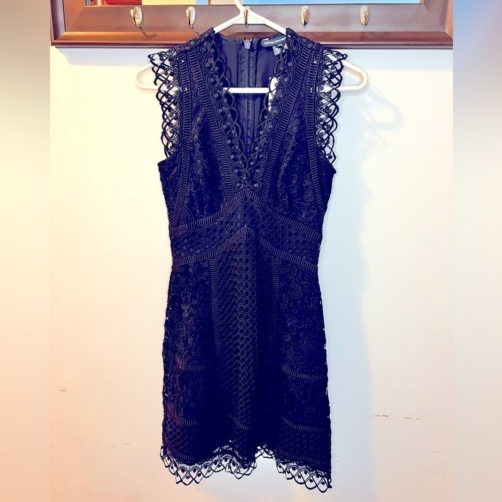 NWT French Connection Ladies Midnight Blue Lace Dress Size 0